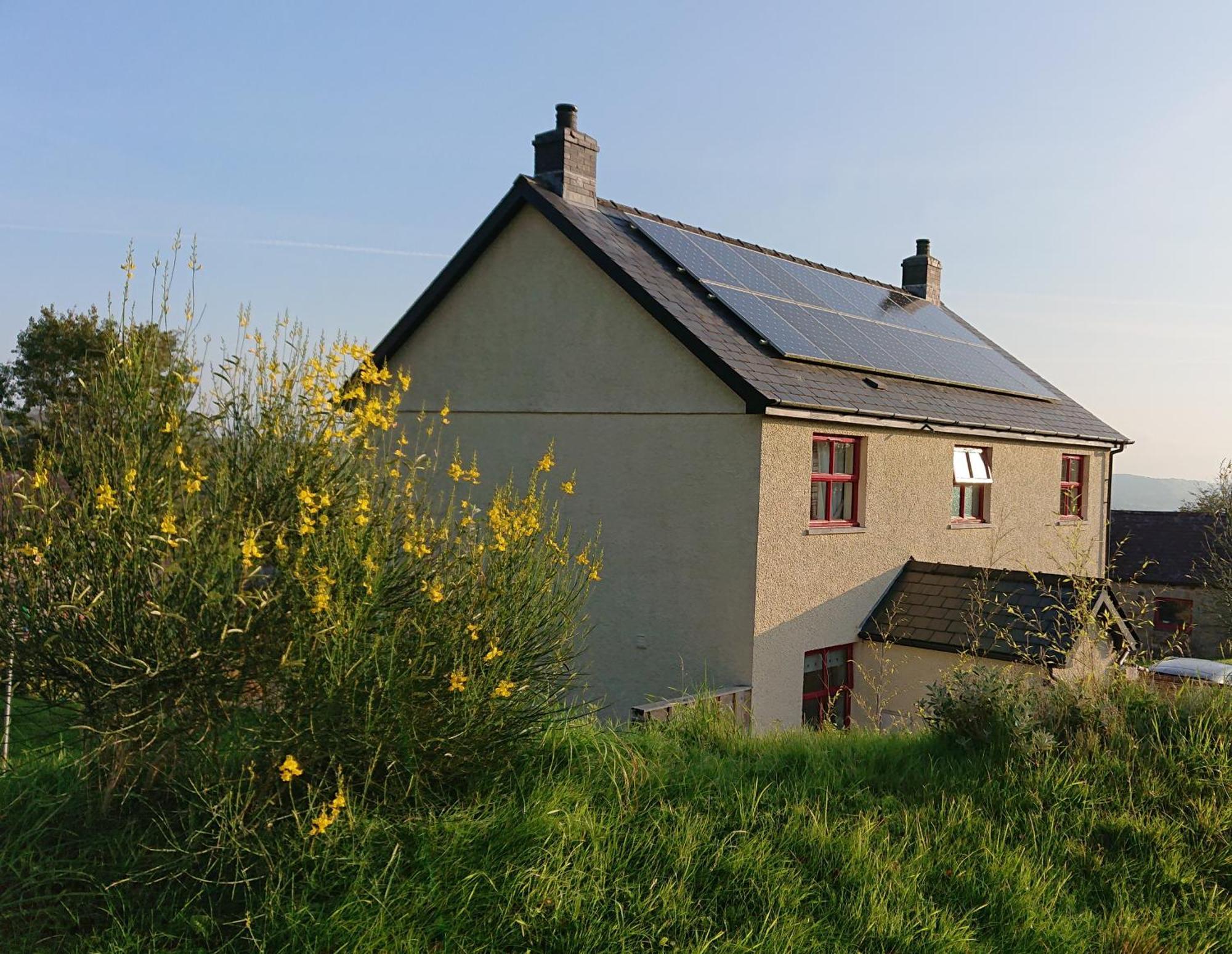 Treberfedd Farm Cottages And Cabins 람피터 외부 사진